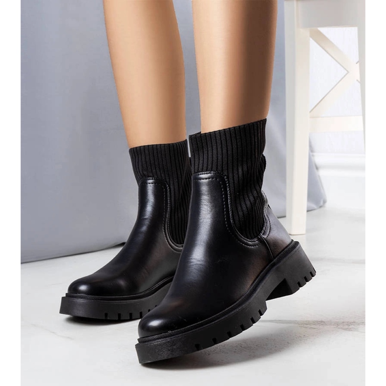 Caland black insulated boots 1