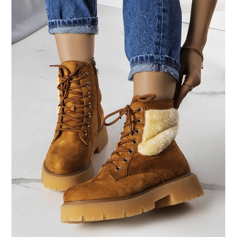 Brown insulated boots with fur from Bernar 1