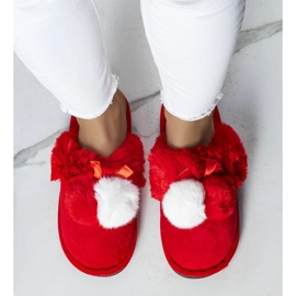 Bonnet red slippers 1