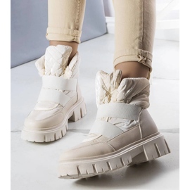 Beige insulated slip-on snow boots from Francisco 1