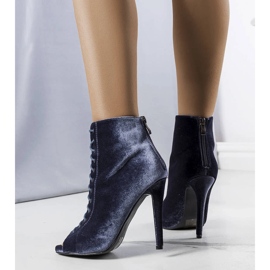 Gray elegant heels with Amora upper grey 1