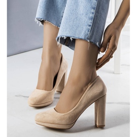 Beige stiletto pumps from Leonard 1