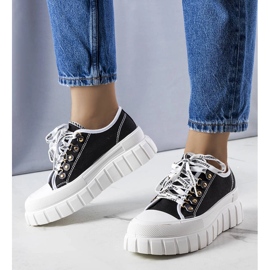 Black platform sneakers from Toni 1