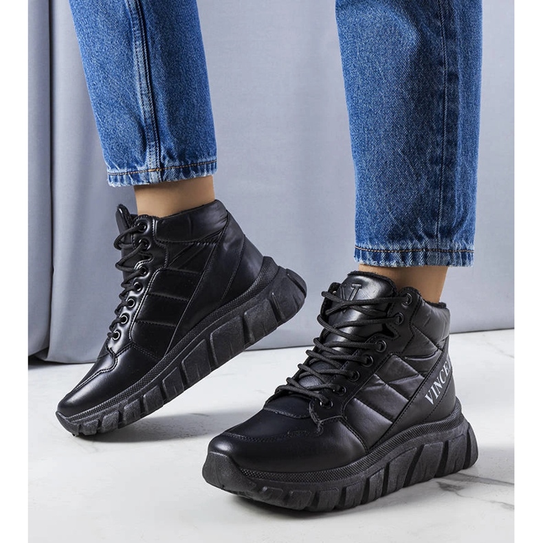 Luz black insulated snow boots 1