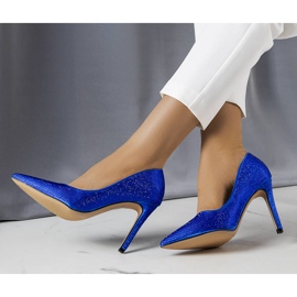 Blue pins decorated with Shine zircons 1