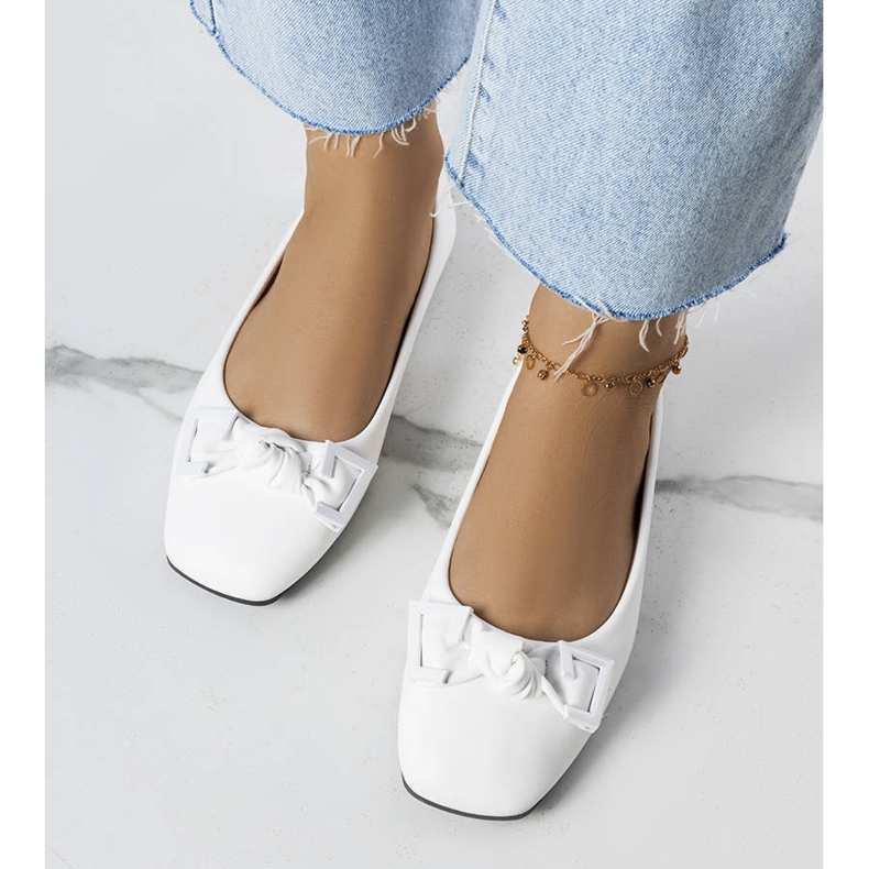 White ballerinas with a bow from Tabitha 1