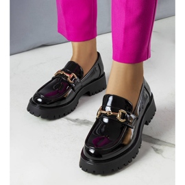 Black lacquered shoes from Simard 1