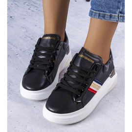 Black shoes with patent inserts from Annot 1