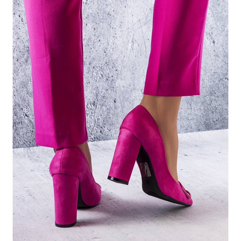 Pink elegant pumps from Vinceza 2