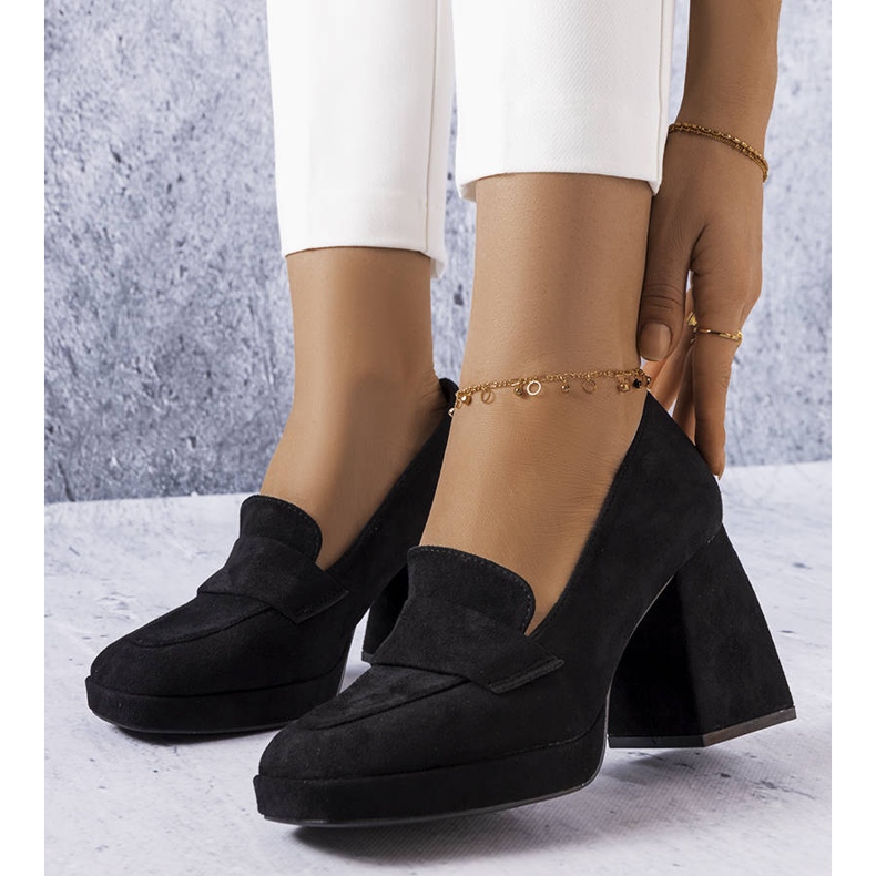 Vinceza Black high heels from Vincez 2