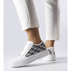 White sneakers with a black pattern from Marquis 1