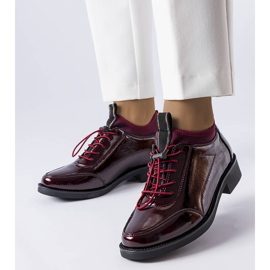 Burgundy lacquered shoes from Thomazo 1