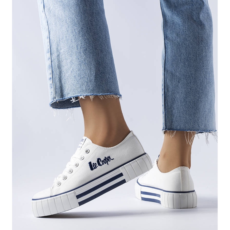 Lee Cooper LCW-23-31-1802L white sneakers 1