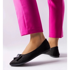 Black ballerinas decorated with Rémy rhinestones 1