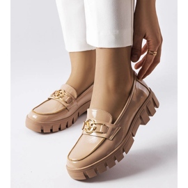 Venezia Beige lacquered moccasins from Vinceza 1