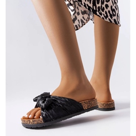 Black sliders with a bow from Duplanty 1