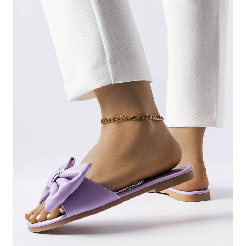 Purple elegant slippers with a bow from Garnier 1