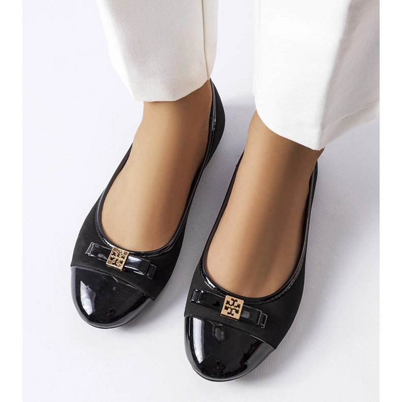 Black ballerinas with patent toe Umberto 1