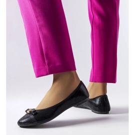 Black elegant ballerinas with a bow from Lastra 1