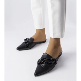 Black elegant sandals with chain from Patenaude 1