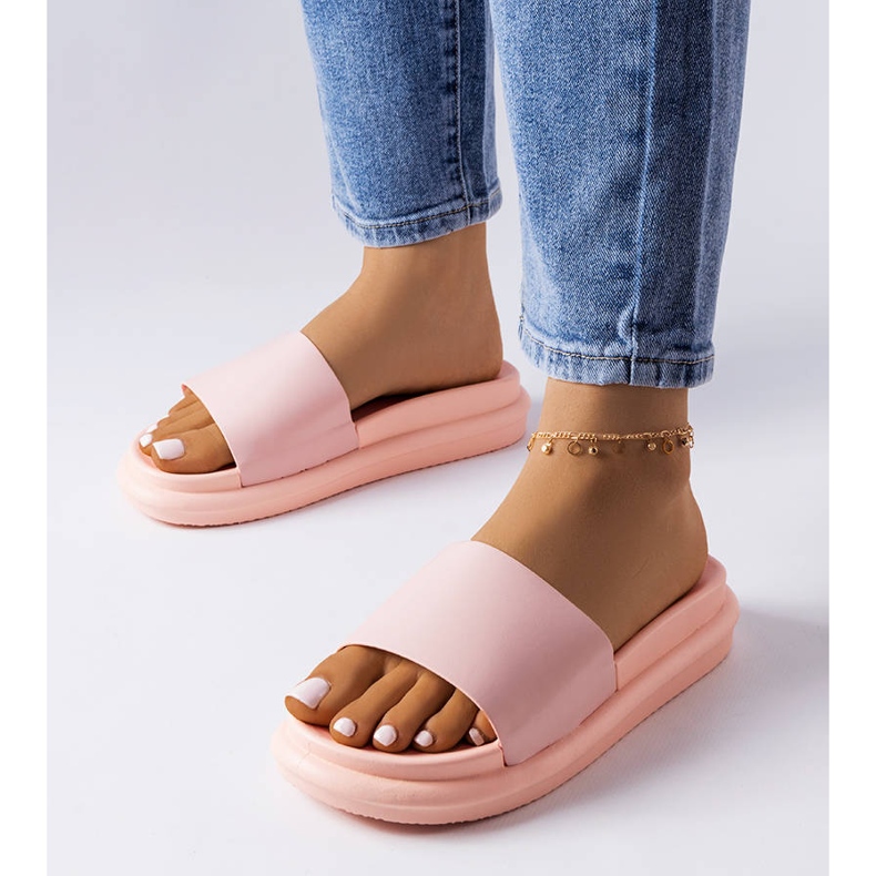 Pink slippers on the Paquette platform 1