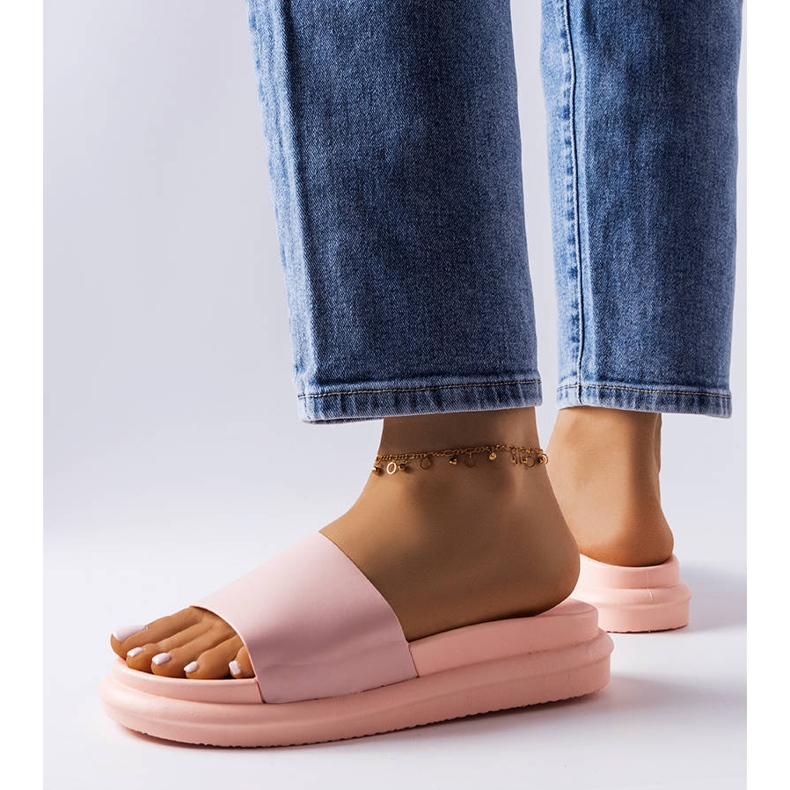 Pink slippers on the Paquette platform 2