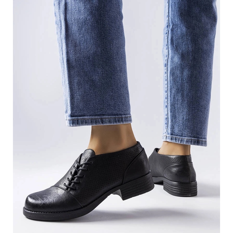 Black shoes LS5379 1