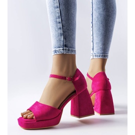 Pink sandals with a fashionable heel from Vinceza 1