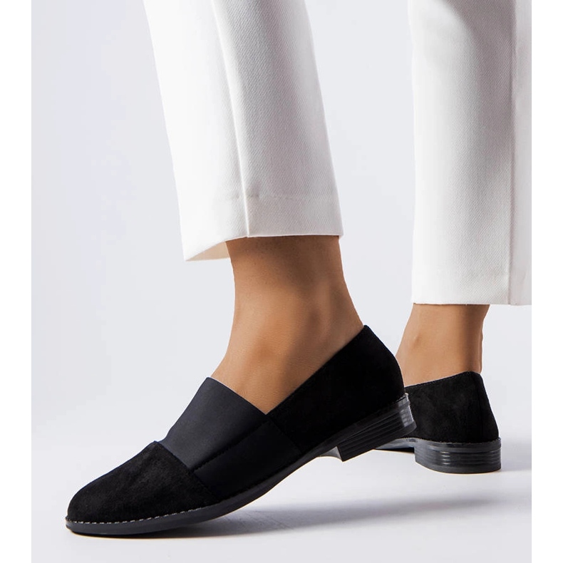 Black flat shoes from Stoney 1