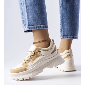 Via brown low-soled shoes with a protector beige 1