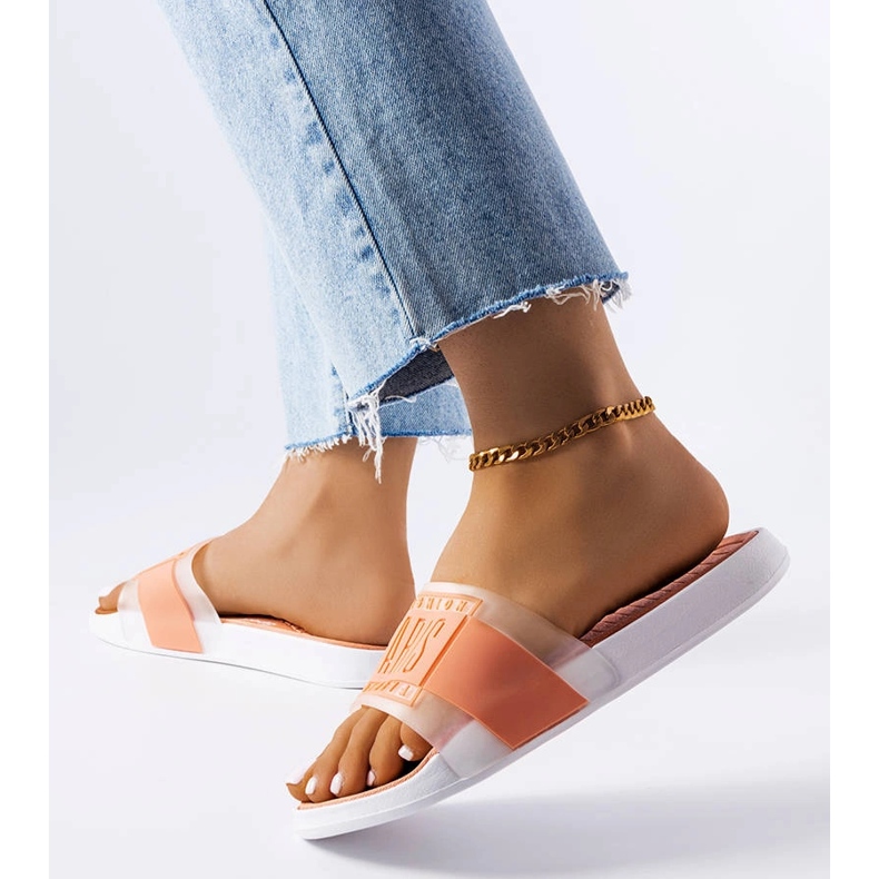 Beige rubber slippers from Paris 1