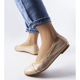 Beige metallic ballerinas from Crummit 1