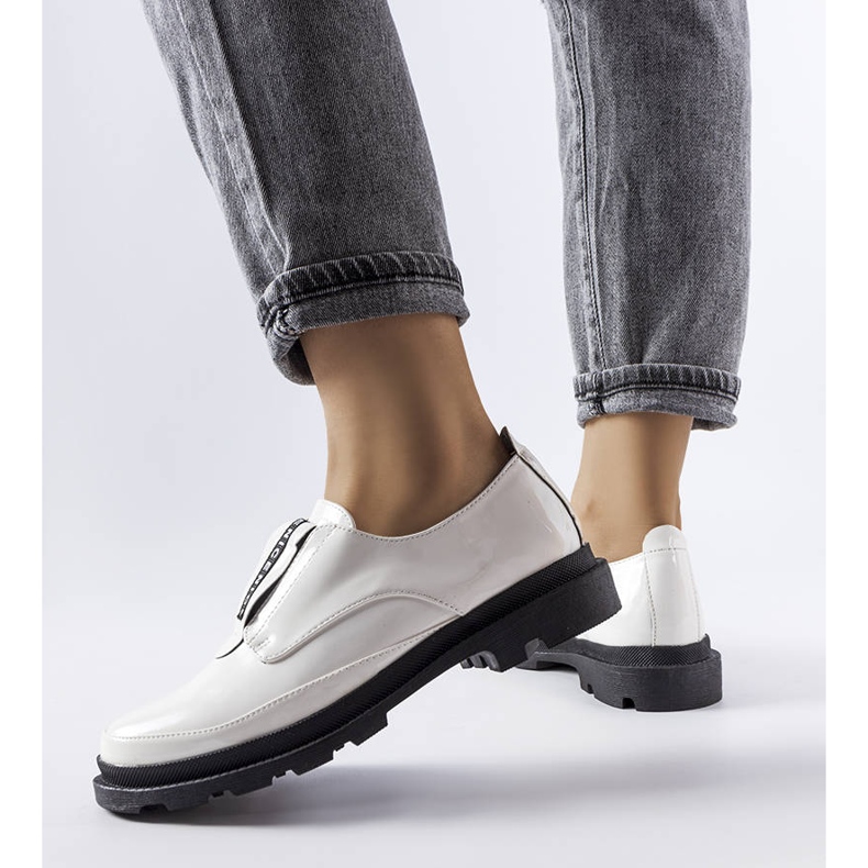 Legget white patent leather shoes 2