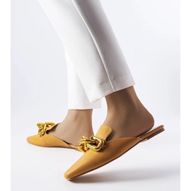 Brown slides with Hickory chain 1