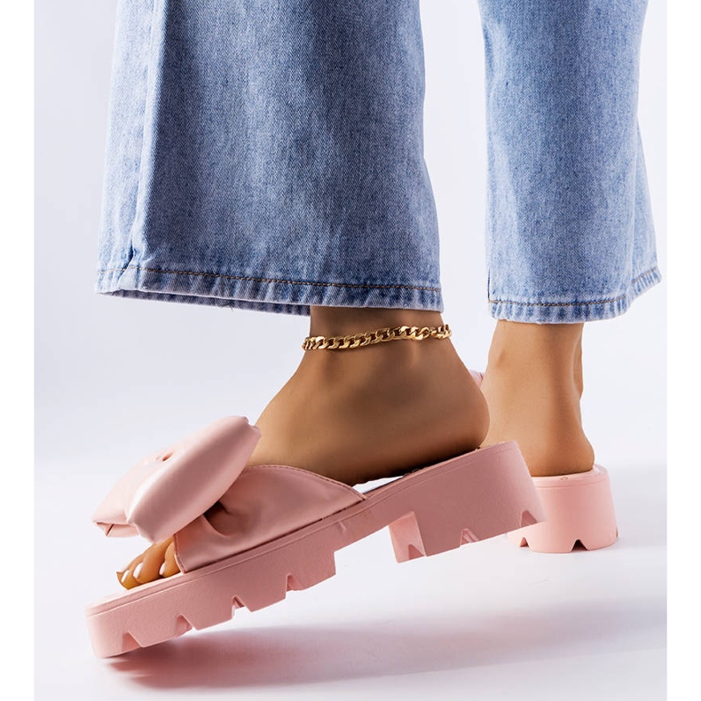 Seastar Pink tractor sole sliders from Bossé 2