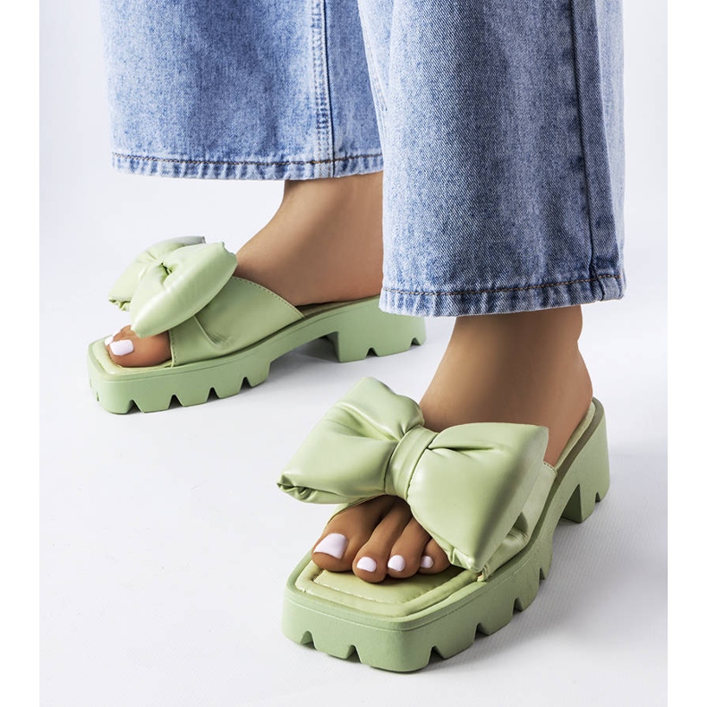 Seastar Green slippers with tractor soles from Bossé 1