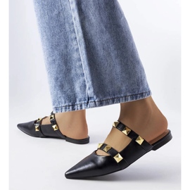 Black pointed toe sandals from Ruckman 1