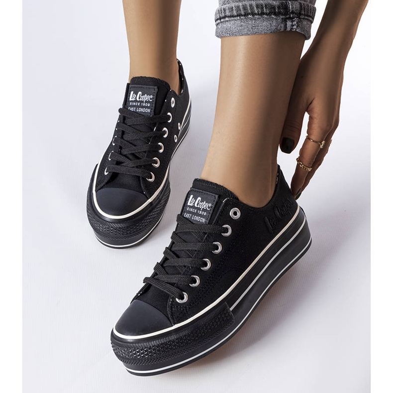 Lee Cooper LCW-22-31-0843L black sneakers 1