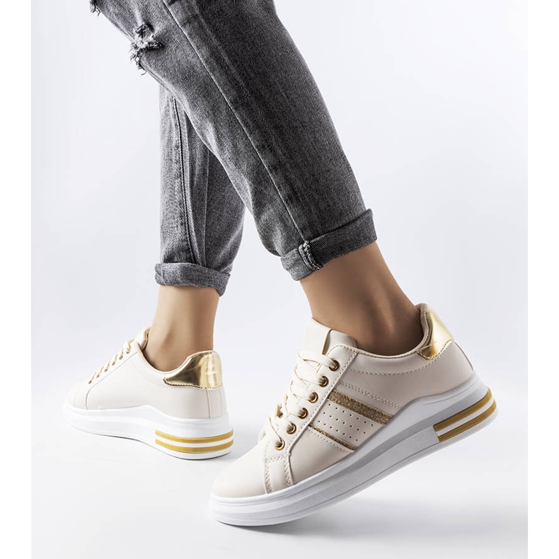 Beige platform sneakers from Lanoie 1
