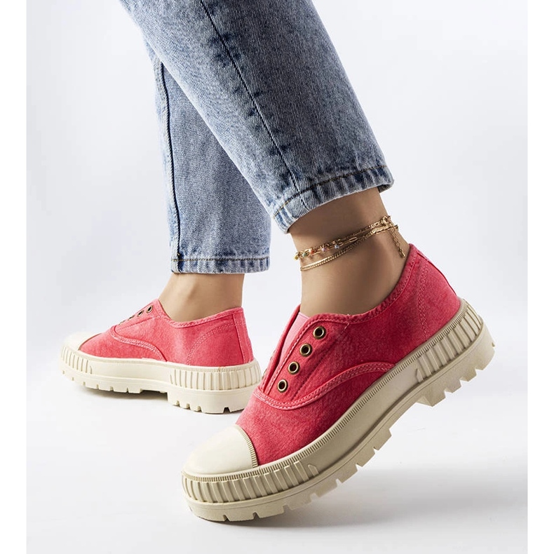 Dark pink sneakers from Walton 1