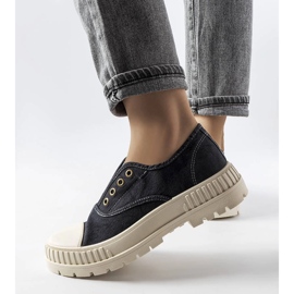 Black sneakers from Walton 1