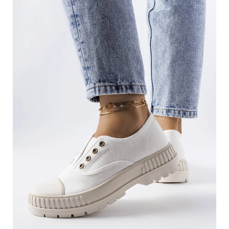 White sneakers from Walton 1