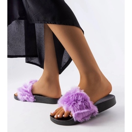 Purple slippers with fur from Genevre violet 1