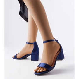 Navy blue sandals on a low heel from Bingamon 1