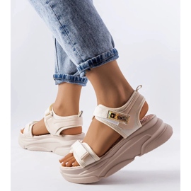 News Beige sporty platform sandals from Tampa 1 News Beige sporty platform sandals from Tampa 1
