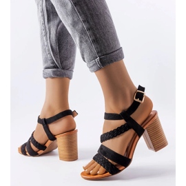 Evento Black sandals with braided straps from Octave 1
