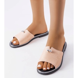 Pink metallic sandals with pearls from Frederi 1