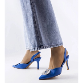Moïse blue rhinestone pumps 1