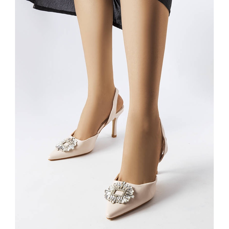 Beige pumps with cubic zirconias from Moïse 1