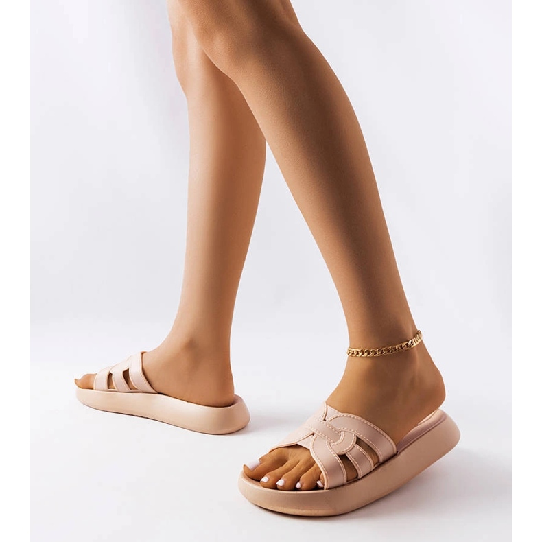 Beige rubber slippers from Coudert 1